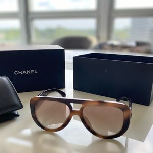 Chanel Pilot sunglasses/Torto/Exo/M